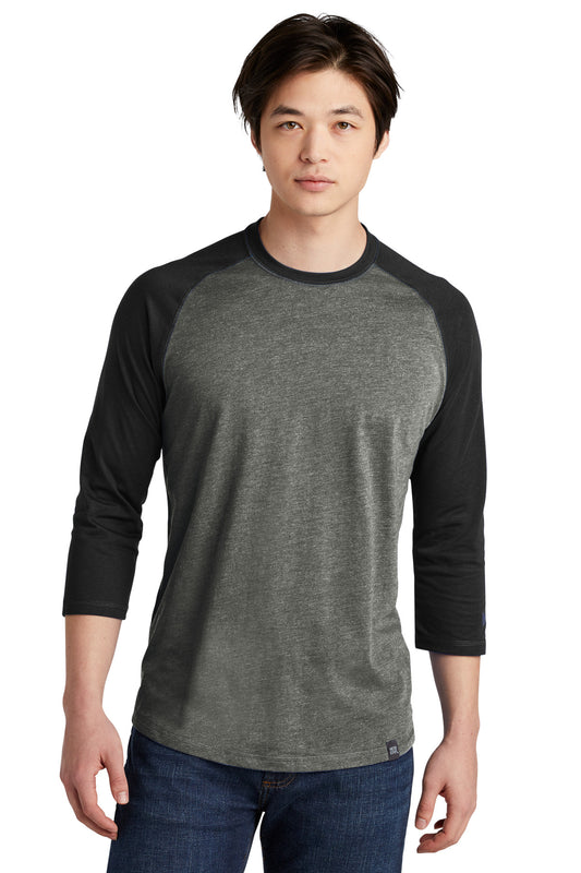 New Era    Heritage Blend 3/4-Sleeve Baseball Raglan Tee. NEA104