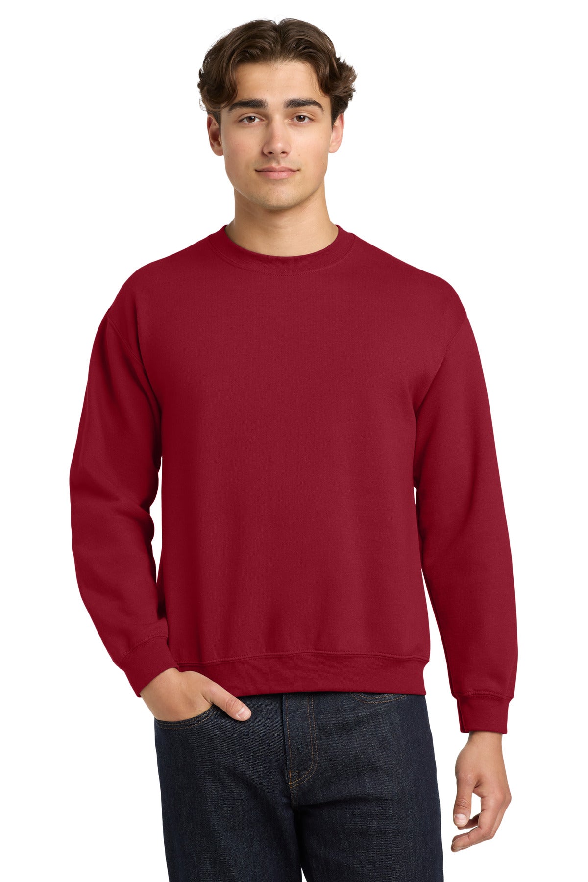 Gildan   Heavy Blend Crewneck Sweatshirt.  18000