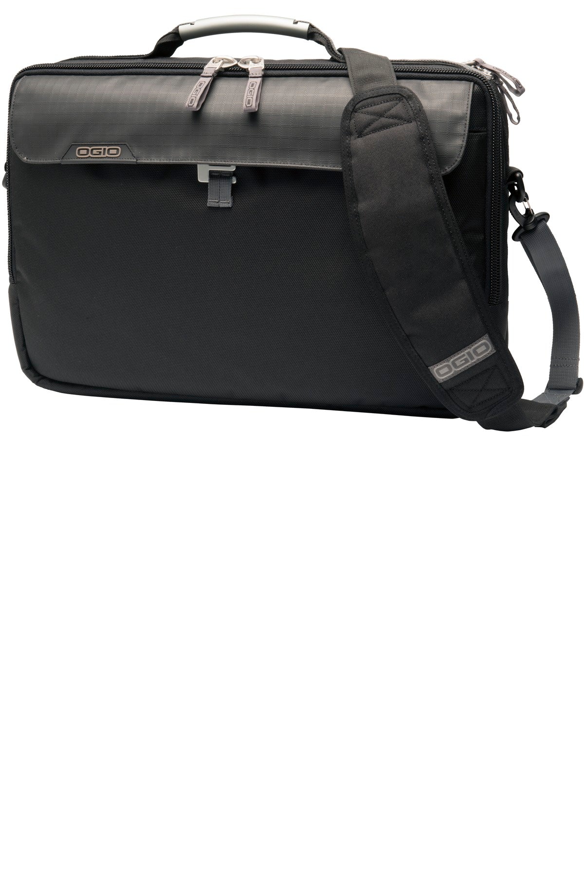 OGIO ®  Pursuit Messenger. 417053 | Add Your Logo