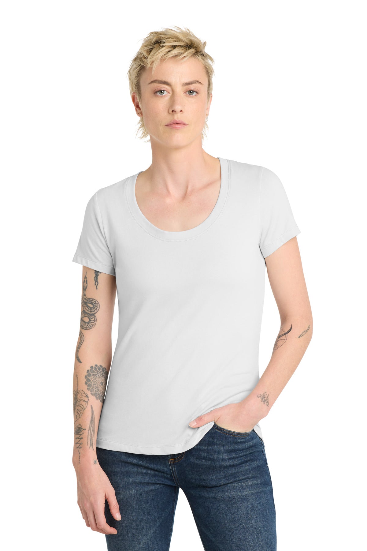 District  ®  Women's Flex Scoop Neck Tee DT7501 | Add Your Logo