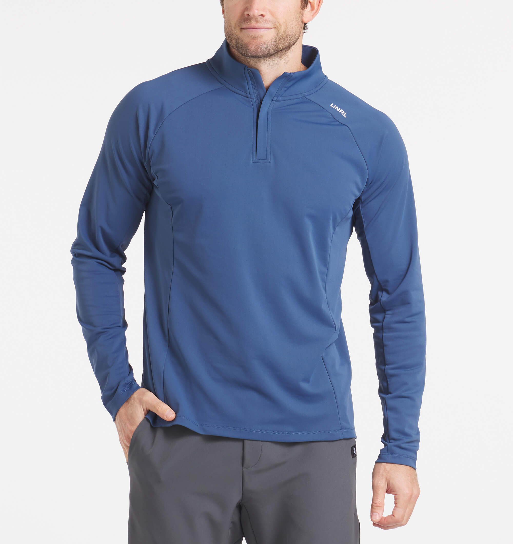 Highlands Quarter Zip â€“ On-model